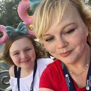 Meet your Posher, Gina